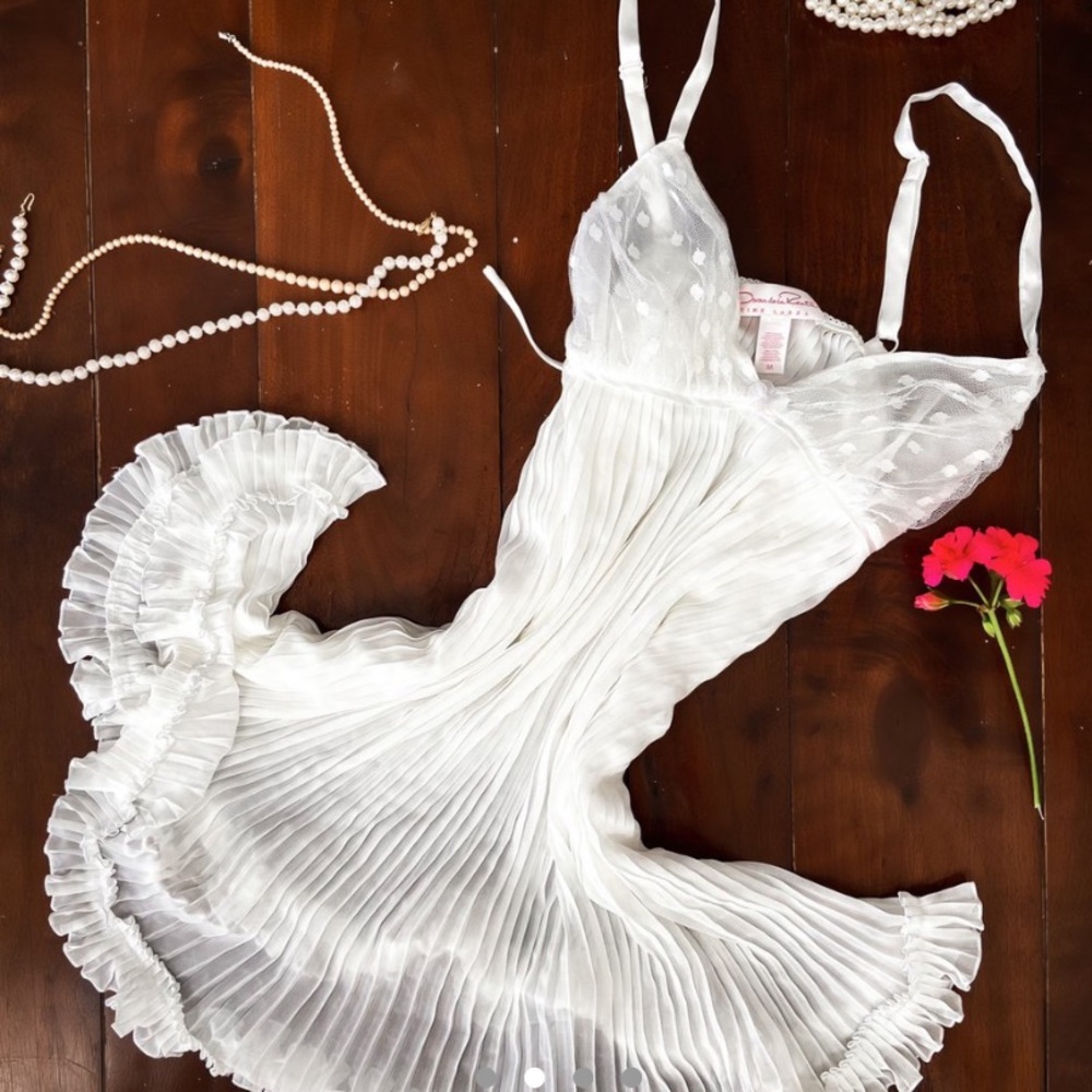 Vintage 1990s Oscar De La Rena slip dress